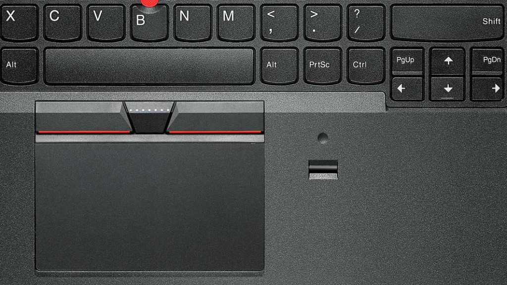 lenovo-laptop-thinkpad-e550-keyboard-detail-5